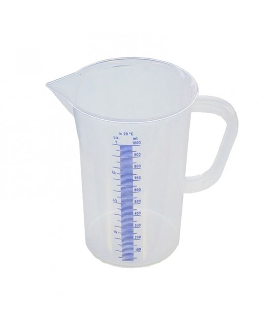 Measuring cup with a handle